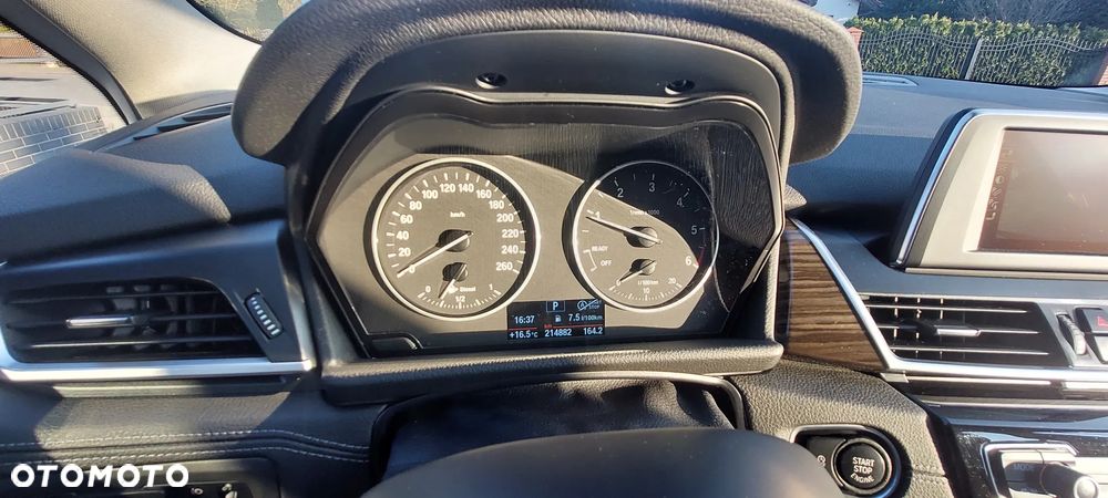 BMW Seria 2 218d GT Luxury Line sport - 33