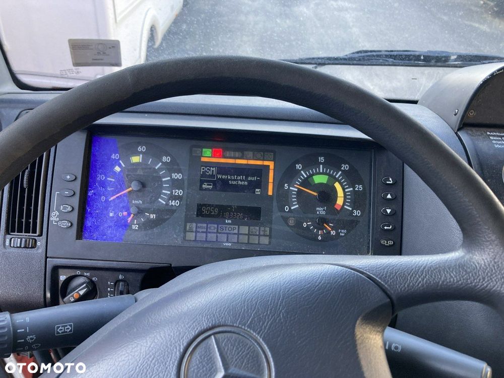 Mercedes-Benz Atego - 25