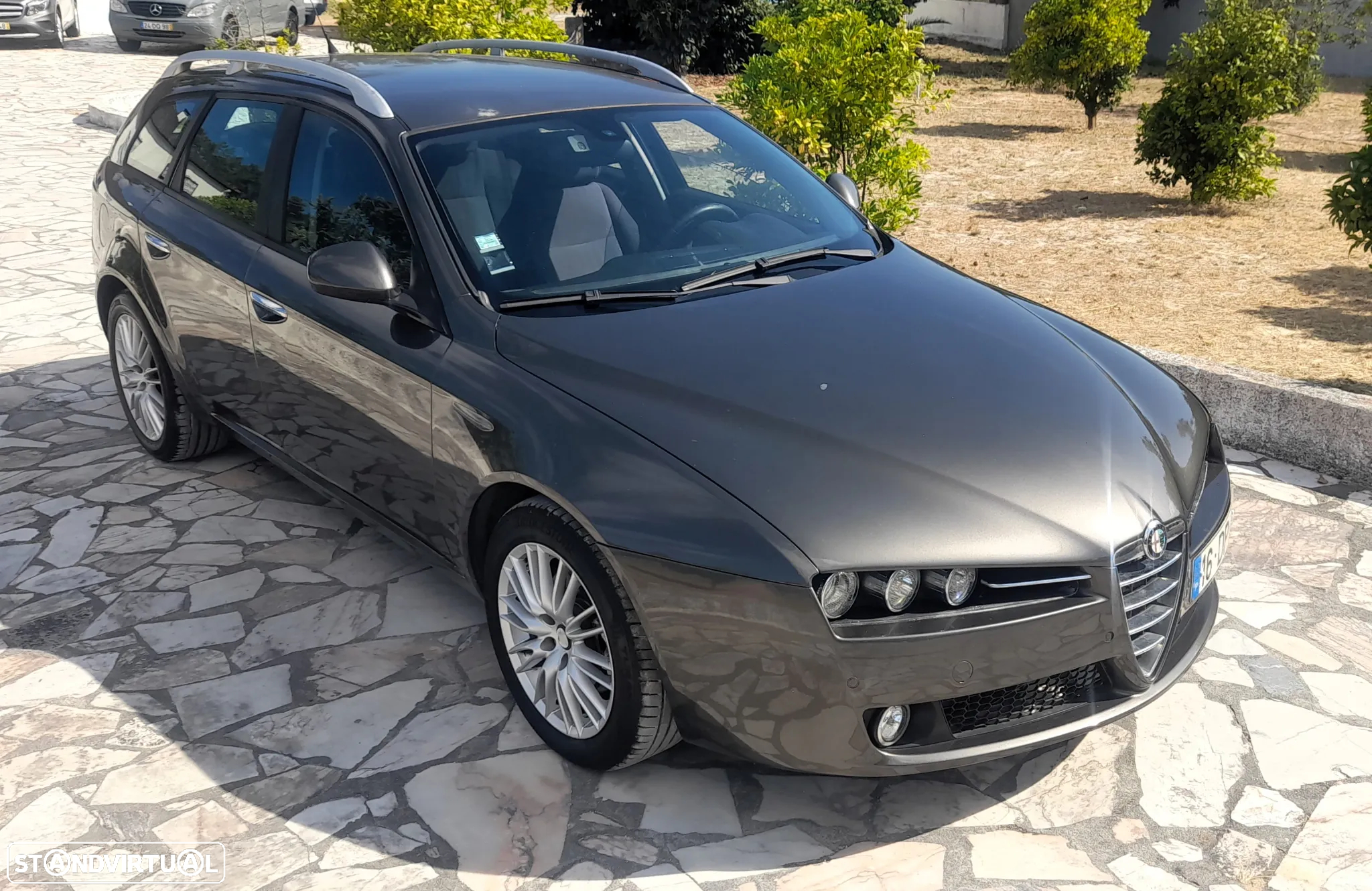 Alfa Romeo 159 Sportwagon 1.9 JTDm 16V Sportiva - 10