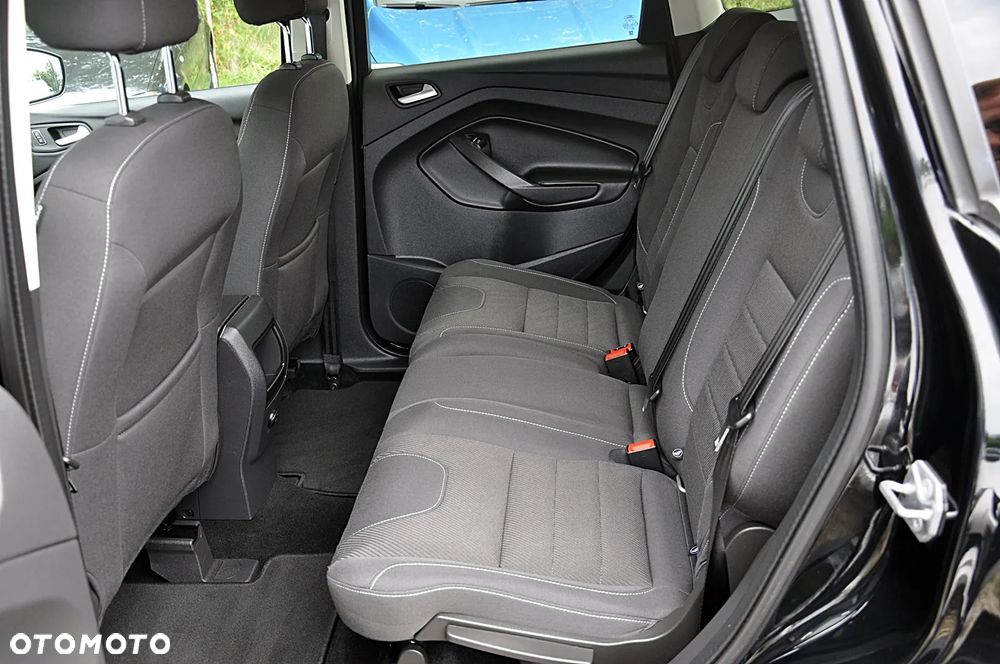 Ford Kuga - 26