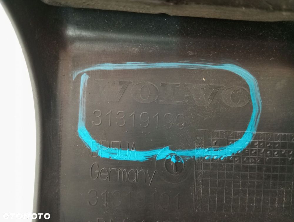 Pokrywa silnika VOLVO V60 11R 31319190 - 4