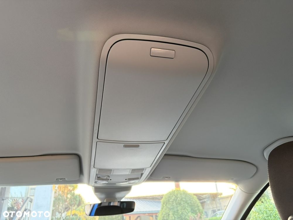 Volkswagen Sharan 2.0 TDI BMT Comfortline - 19