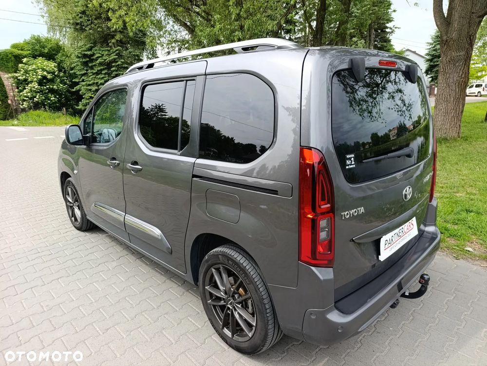 Toyota Proace City Verso 1.5 D-4D Business - 6