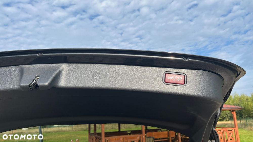 Mercedes-Benz Klasa C 220 d T 9G-TRONIC AMG Line - 13