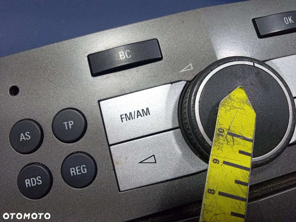 OPEL ASTRA H WYŚWIETLACZ RADIO CD 13204082 - 13