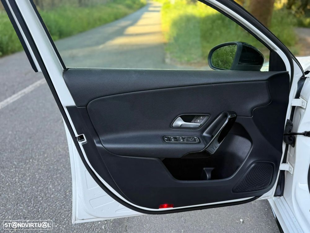 Mercedes-Benz A 180 d 7G-DCT AMG Line - 31