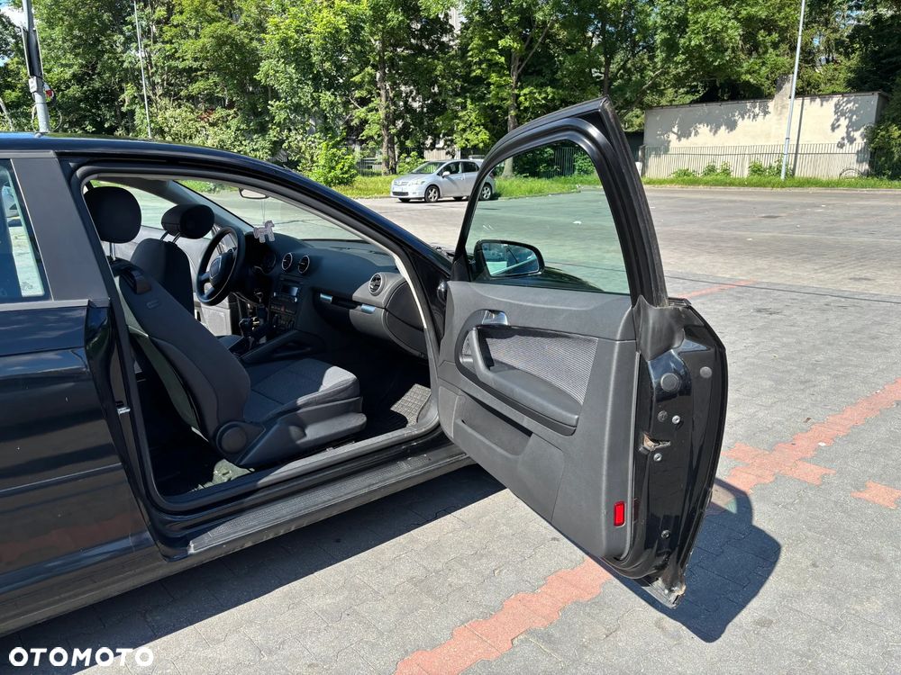 Audi A3 3-drzwiowe 1.9 TDI Attraction - 16