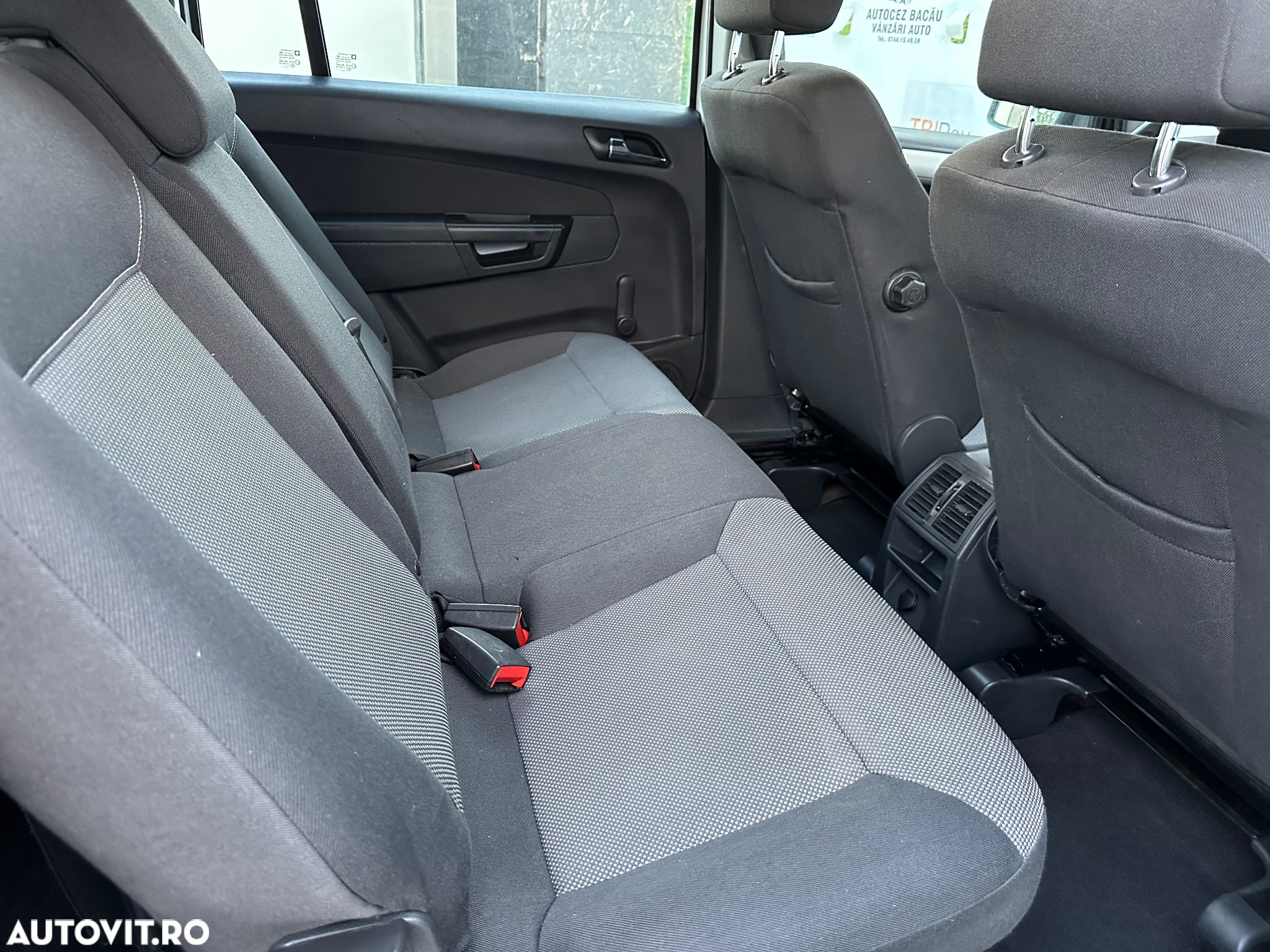 Opel Zafira 1.7 CDTI ecoFLEX Family - 12