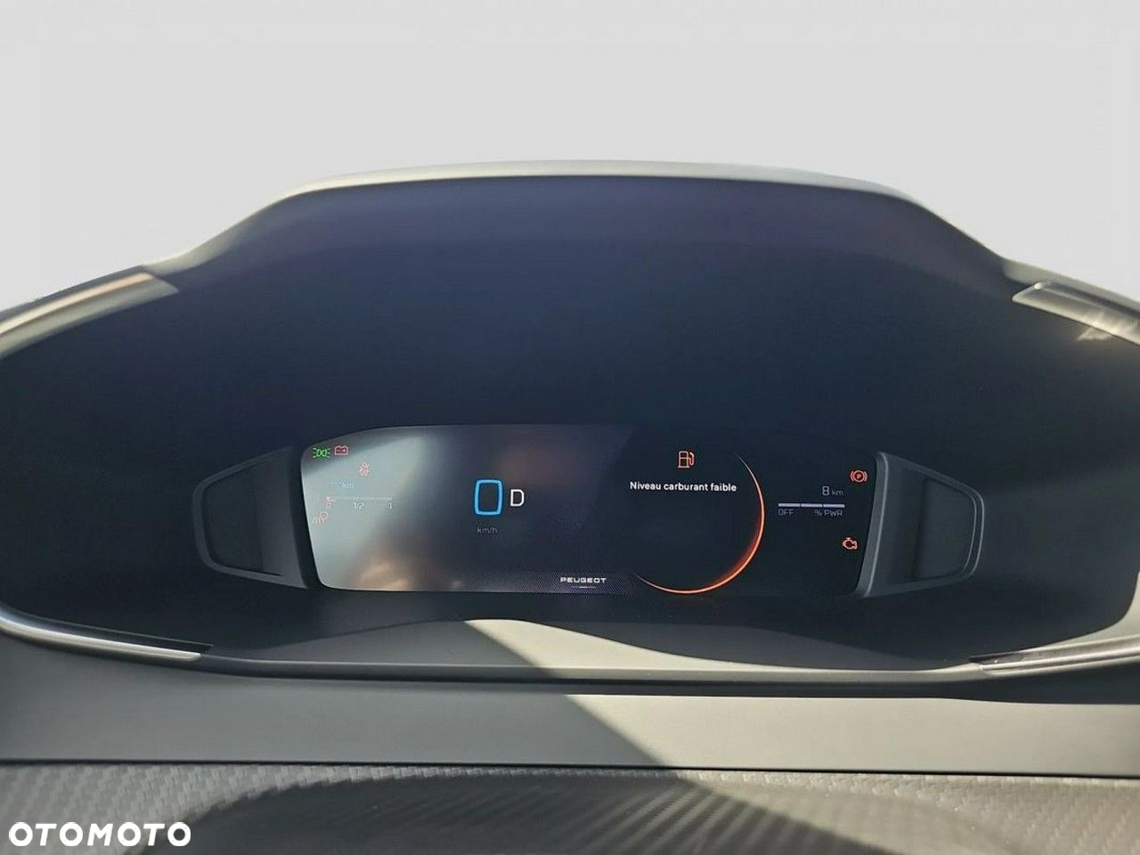 Peugeot 2008 PureTech mHEV Allure e-DCS6 - 13