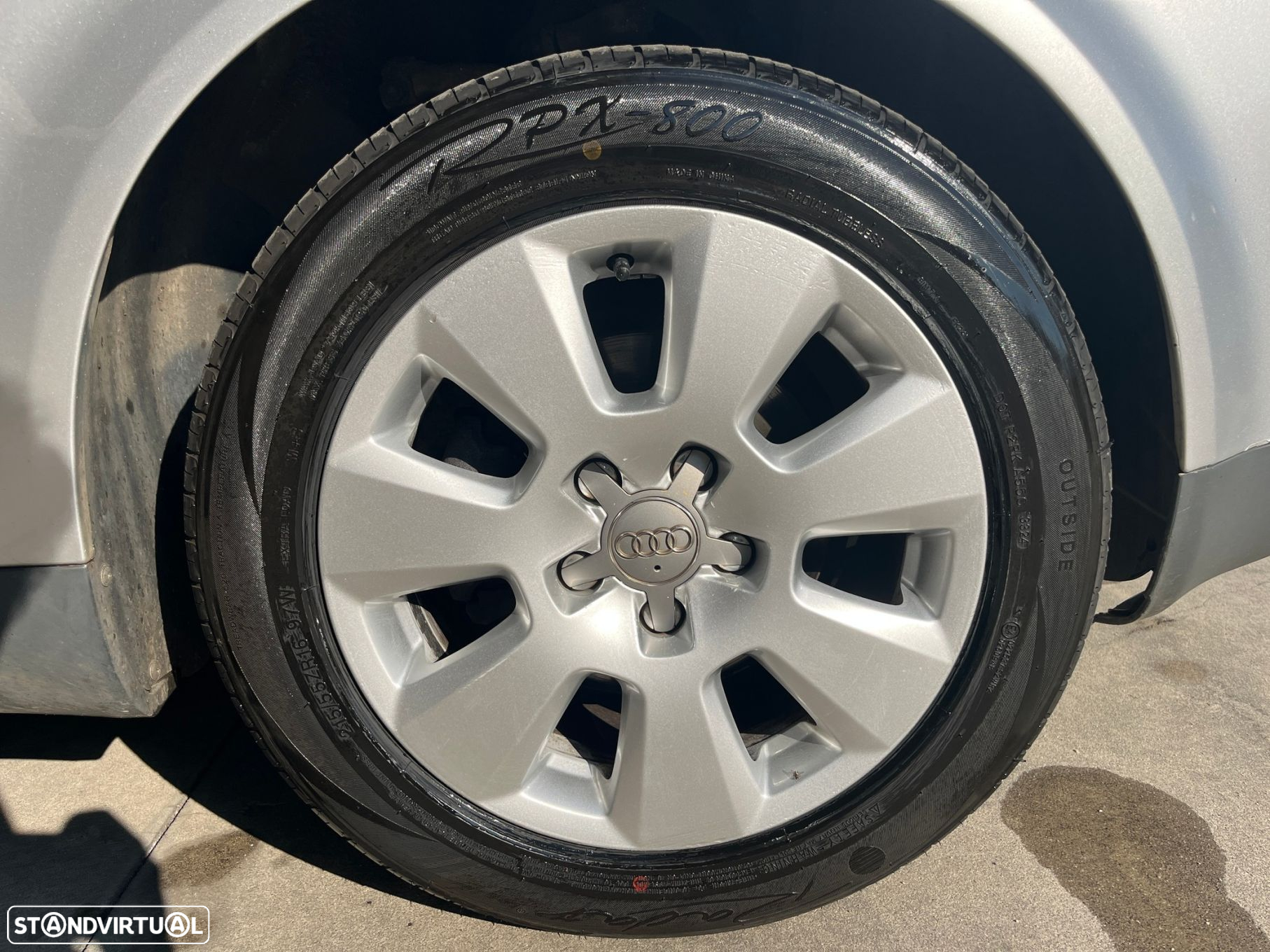 Audi A4 1.6 - 9