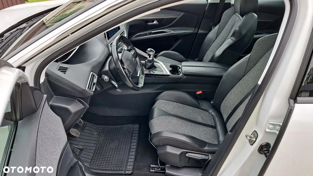 Peugeot 3008 BlueHDi 130 Stop & Start Allure - 25