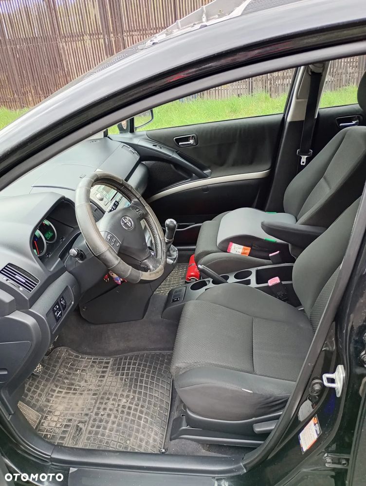 Toyota Corolla Verso 2.0 D-4D - 10