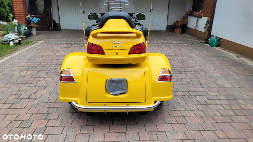 Honda GL - 5