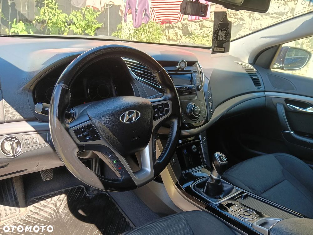Hyundai i40 1.7 CRDi Comfort + - 16