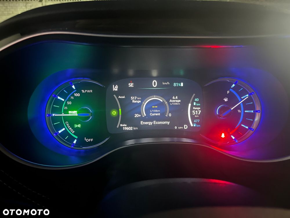 Chrysler Pacifica - 6