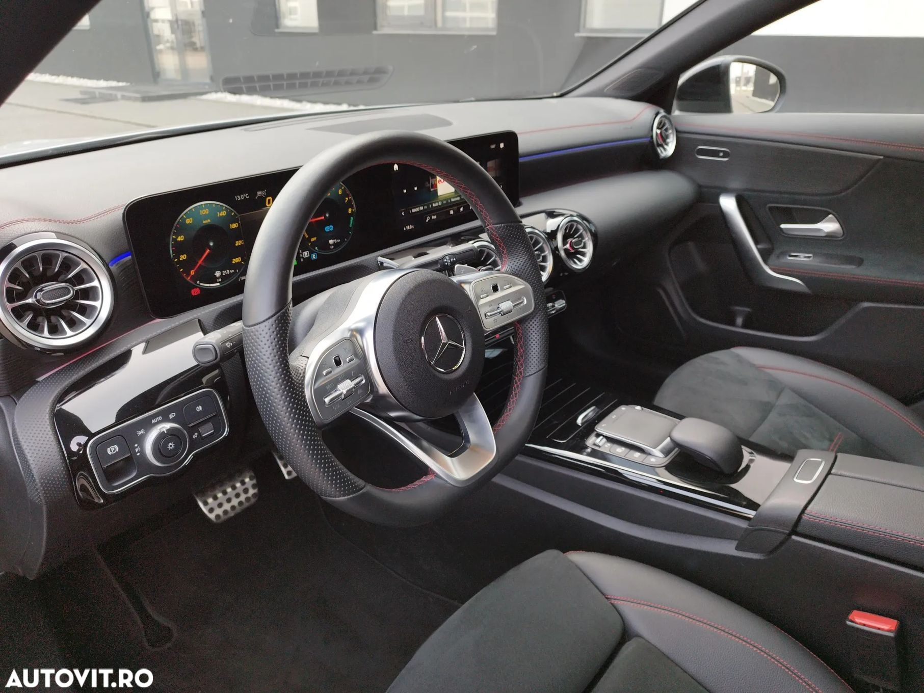 Mercedes-Benz CLA - 11