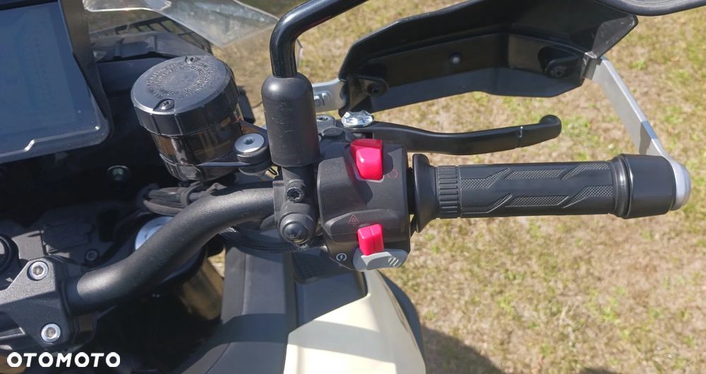 QJMOTOR SRT 800SX - 10