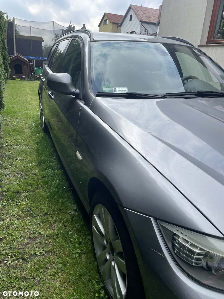 BMW Seria 3 318d DPF - 3