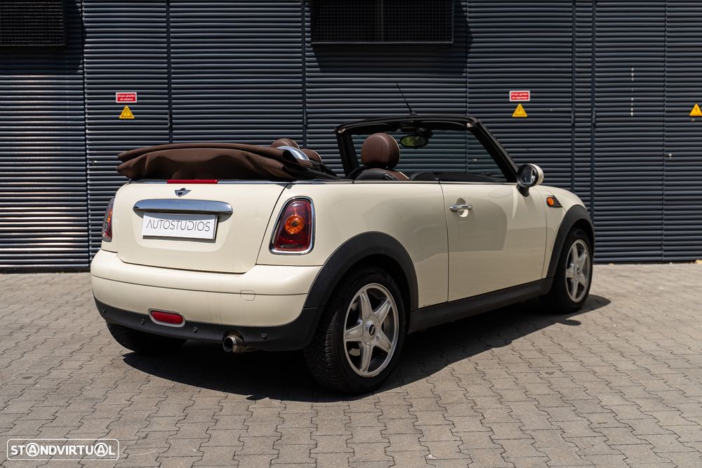 MINI Cabrio Cooper - 7