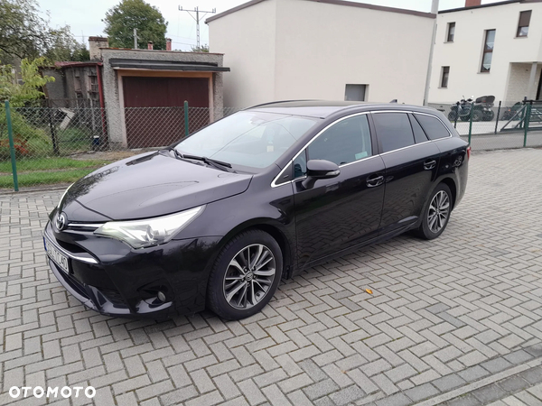 Toyota Avensis 2.0 D-4D Premium