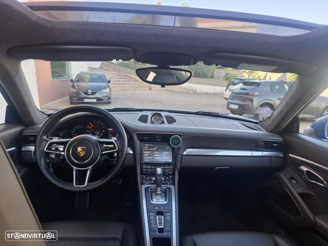 Porsche 911 Série F - 8