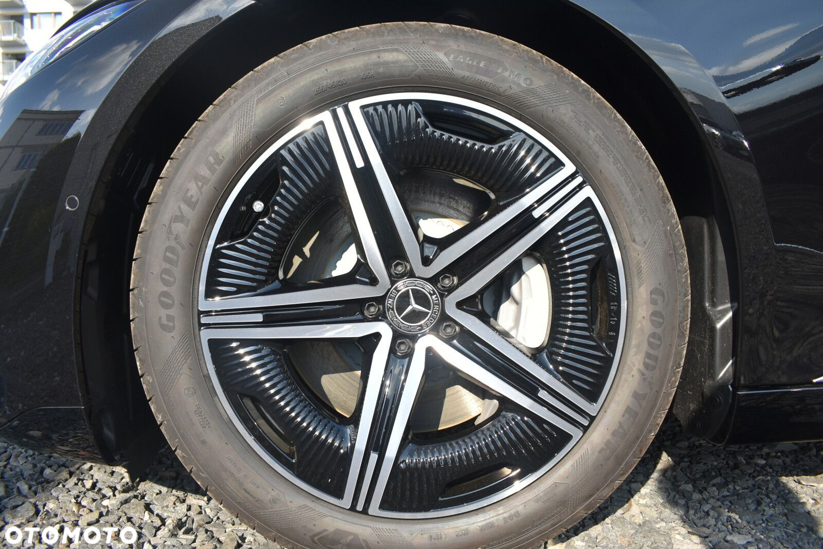 Mercedes-Benz EQS - 11