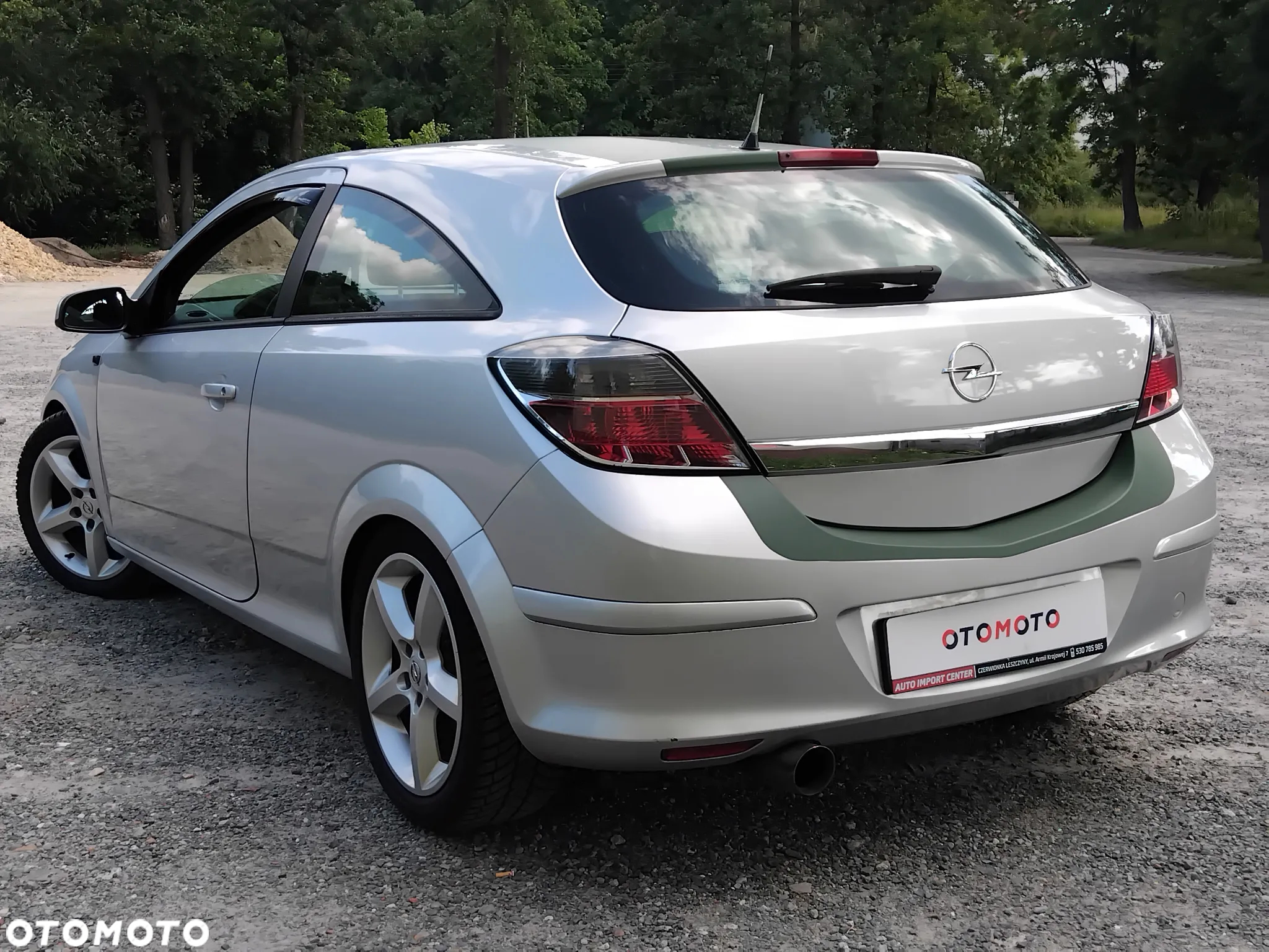 Opel Astra GTC 1.6 - 21