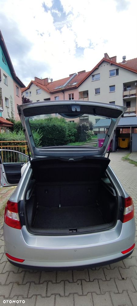 Skoda RAPID 1.2 TSI Edition - 7