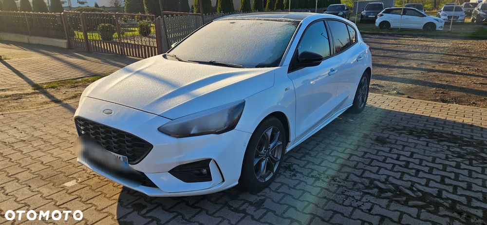 Ford Focus 1.5 EcoBlue Start-Stopp-System ST-LINE DESIGN - 10