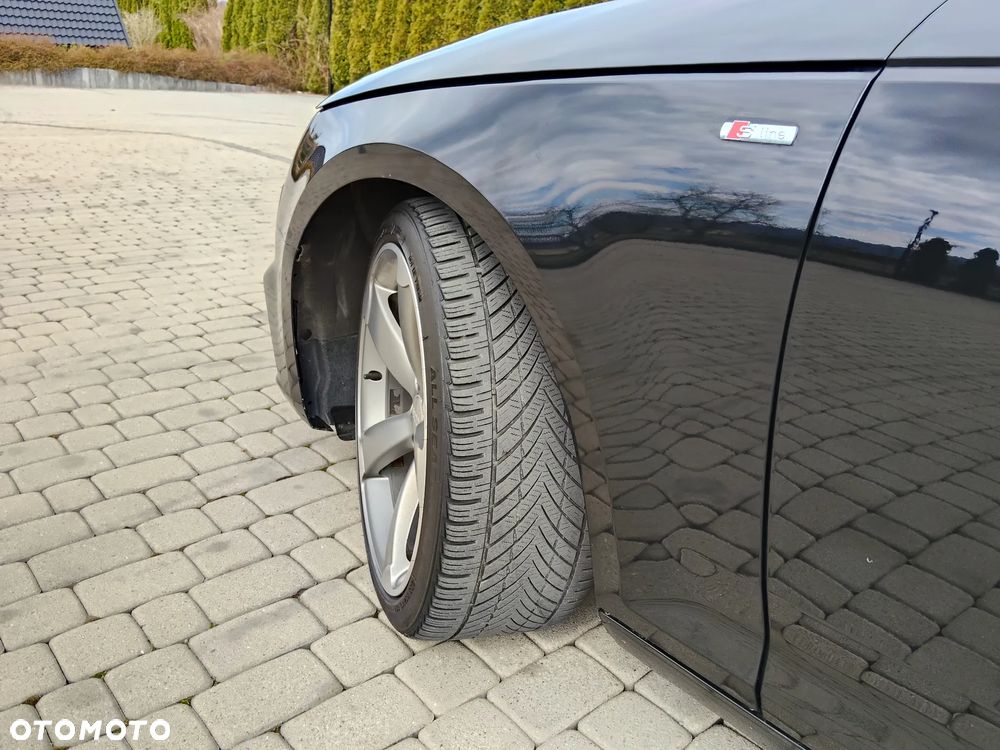 Audi A4 Avant 2.0 TDI S tronic - 20