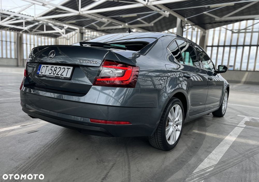 Skoda Octavia 2.0 TSI Style DSG - 5