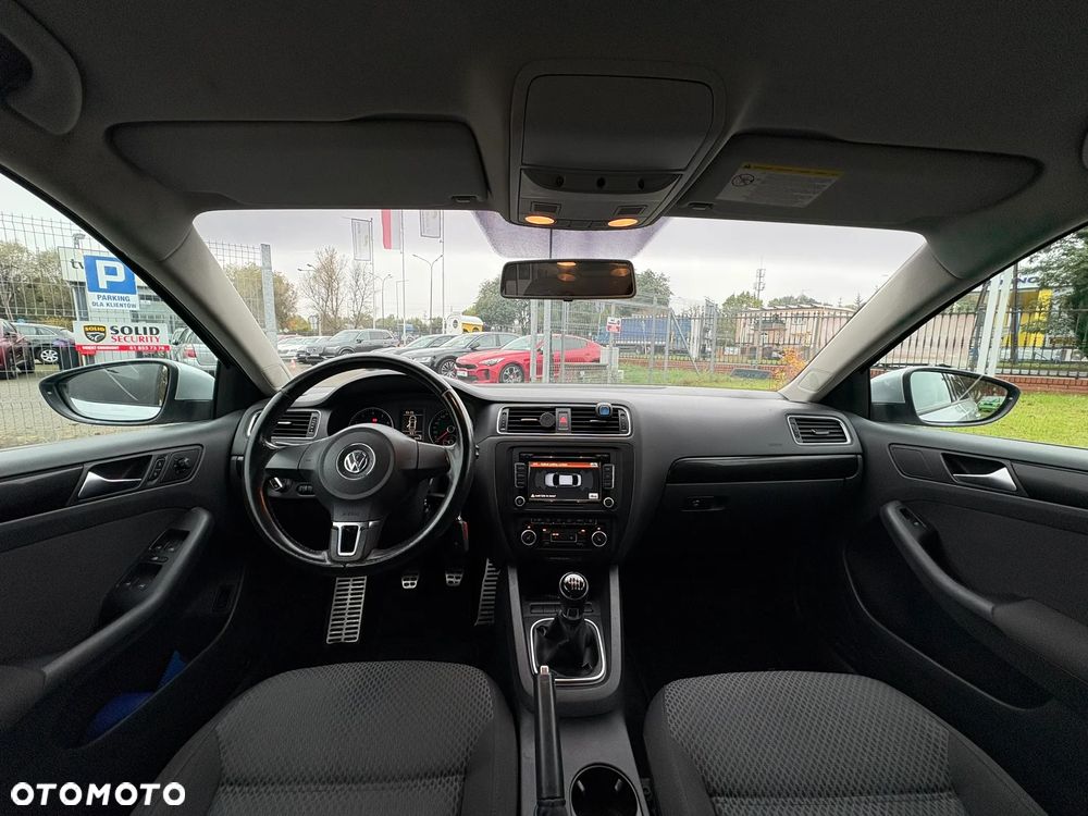 Volkswagen Jetta 1.4 TSI Comfortline - 20