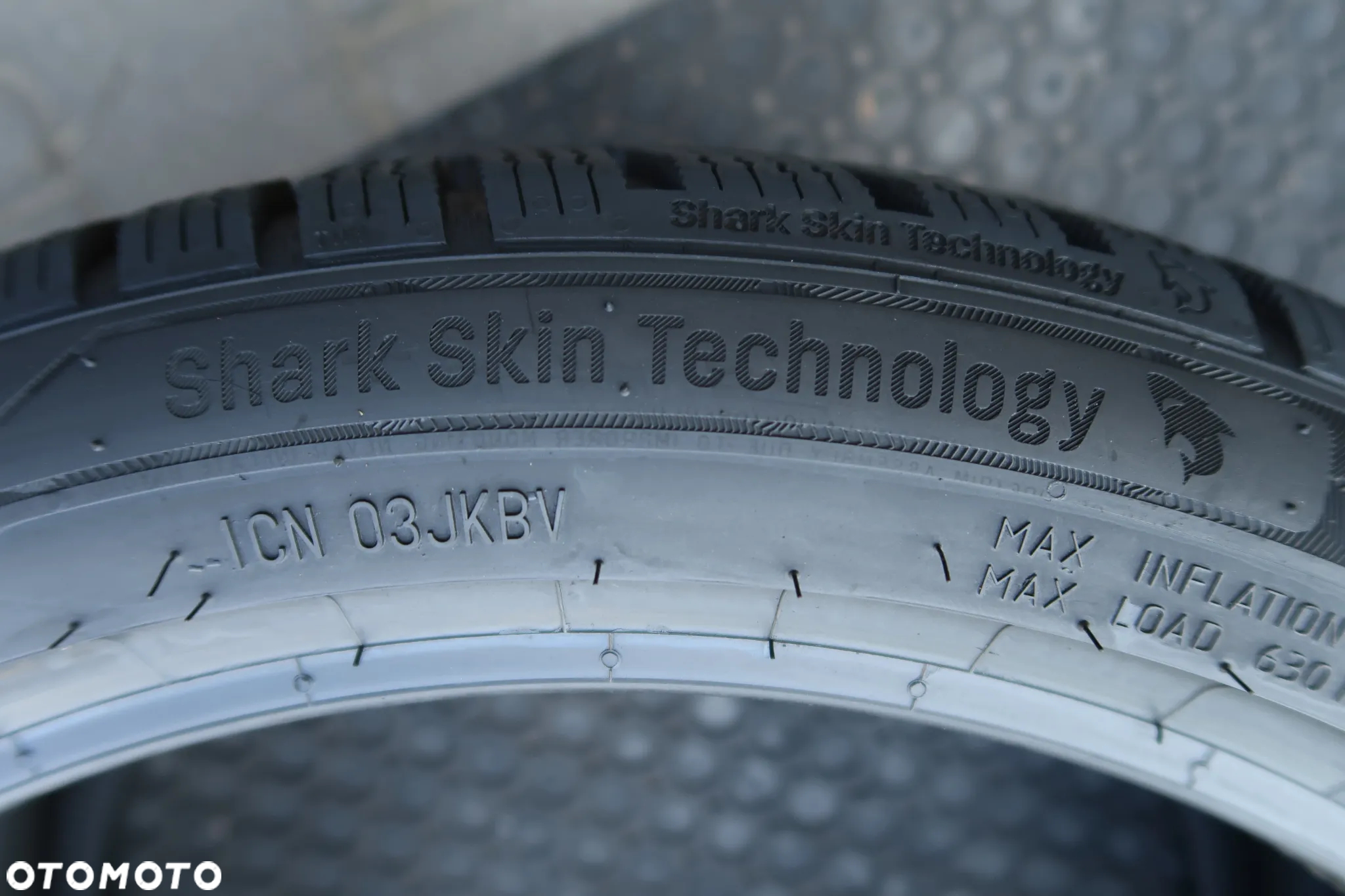 225/40r18 Uniroyal winter expert 225/40/18 - 6