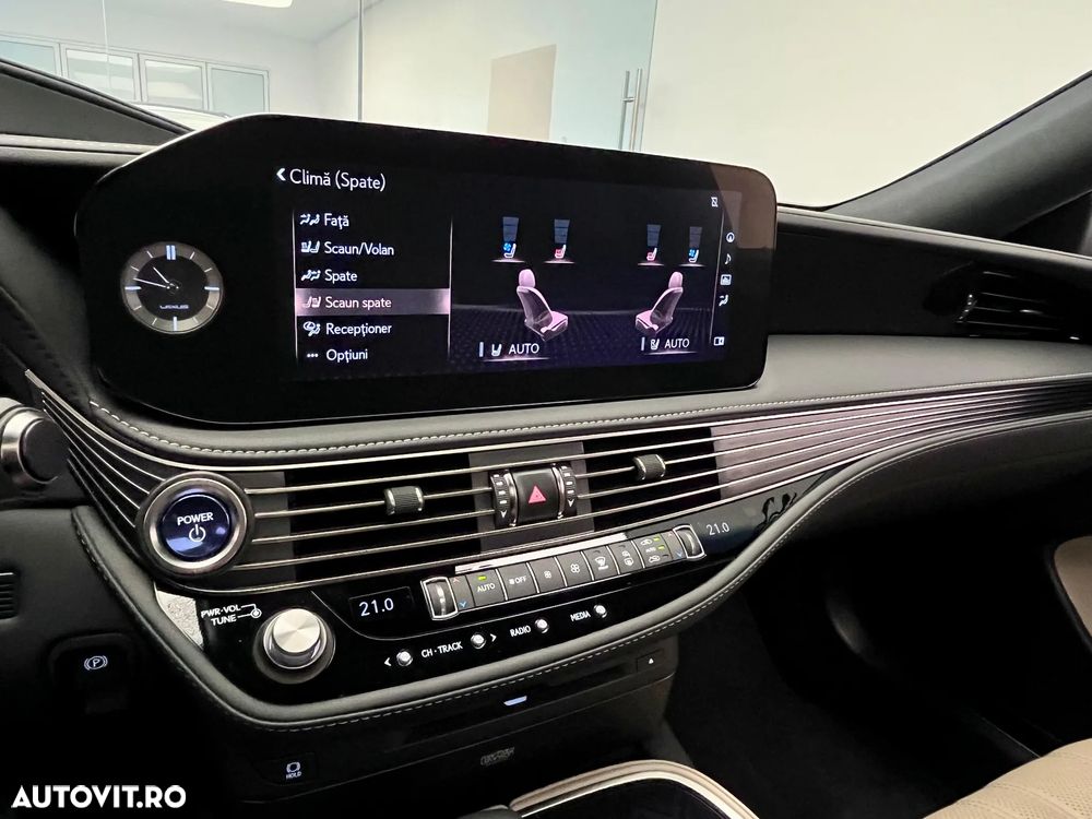 Lexus Seria LS - 21
