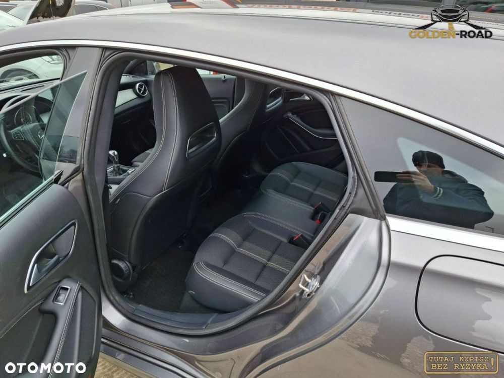 Mercedes-Benz CLA - 11