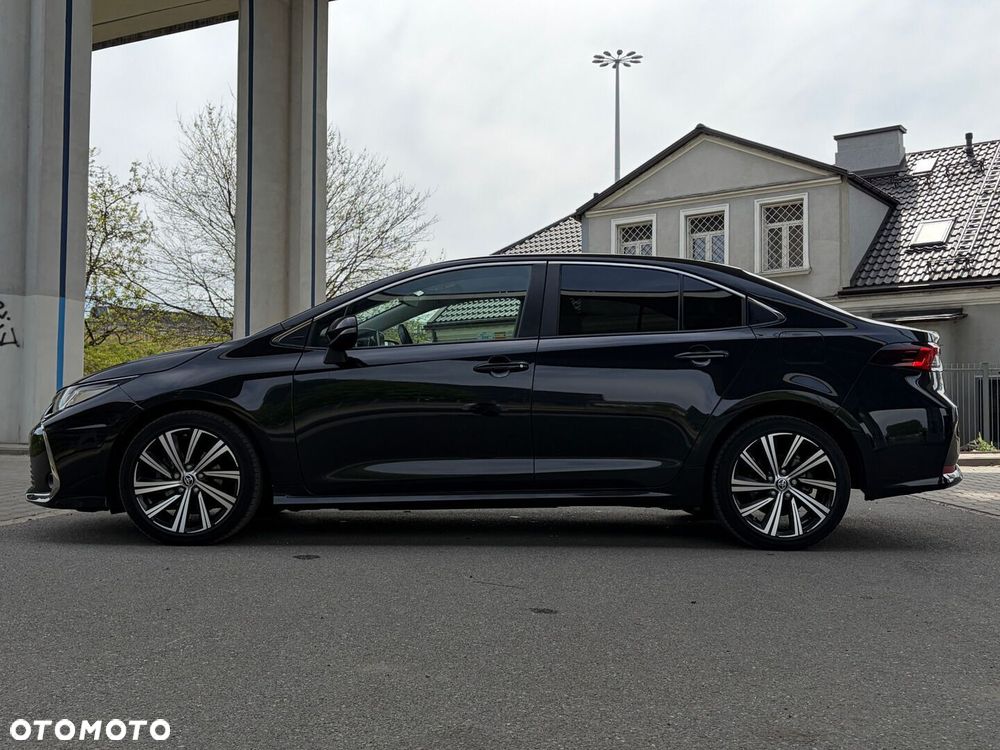 Toyota Corolla 1.8 Hybrid Comfort - 13