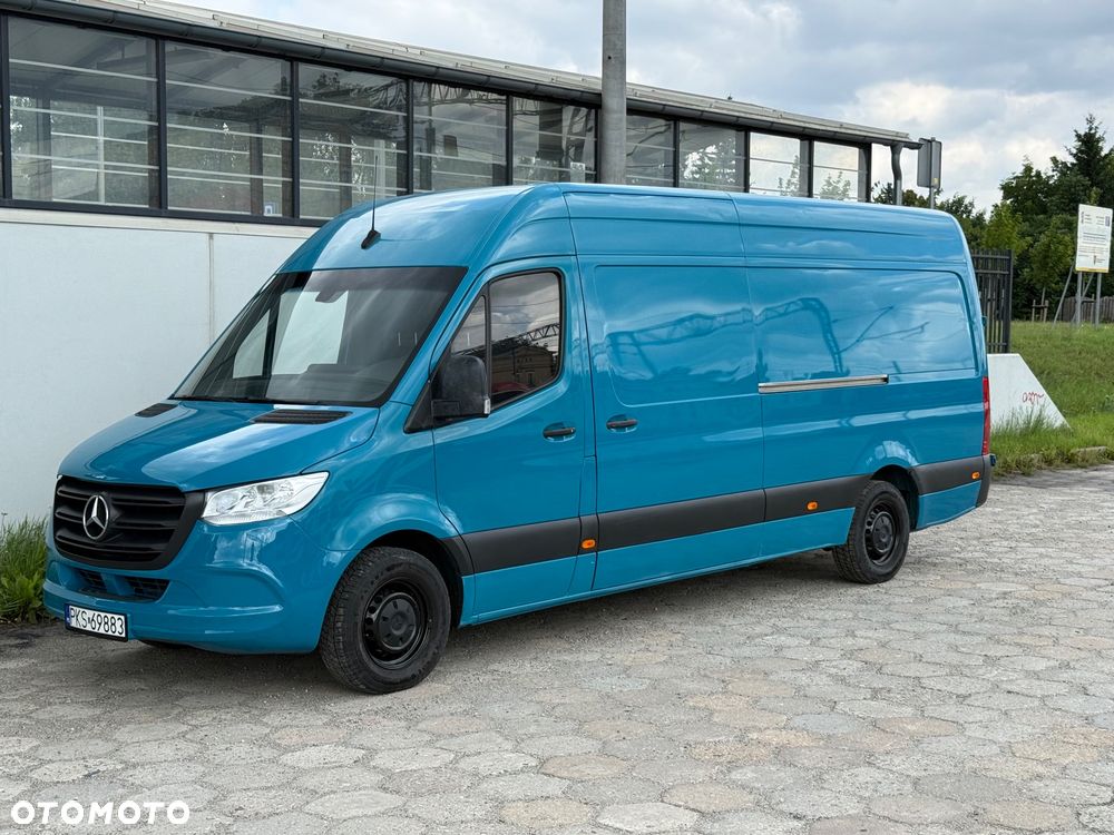 Mercedes-Benz Sprinter - 1