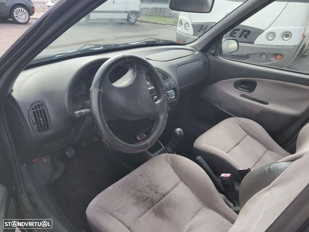Citroën Saxo 1.5 D Exclusive - 4