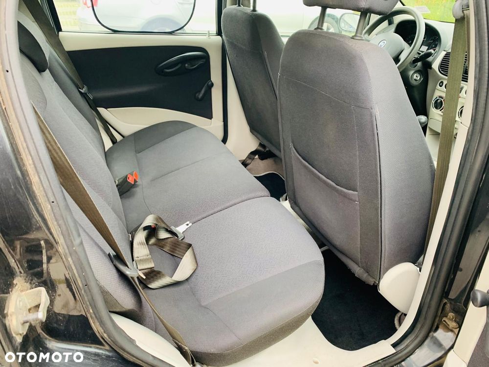 Fiat Punto 1.2 8V Dynamic - 10