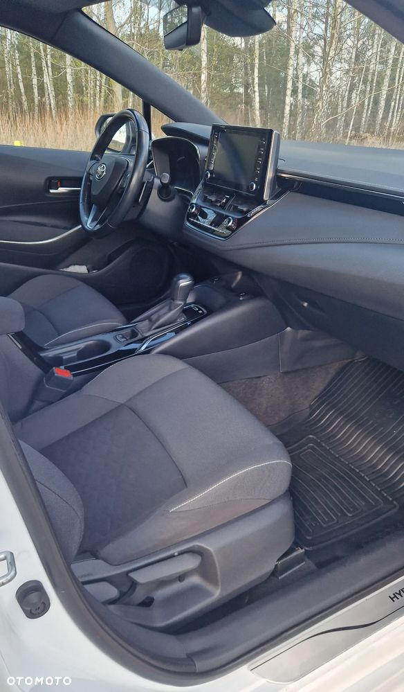Toyota Corolla 2.0 Hybrid Comfort - 16