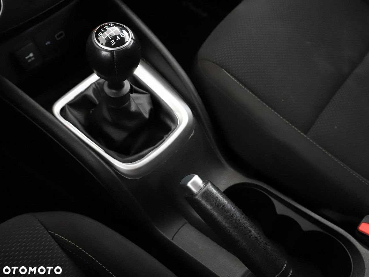 Fiat Tipo Kombi 1.4 T-Jet Lounge - 28