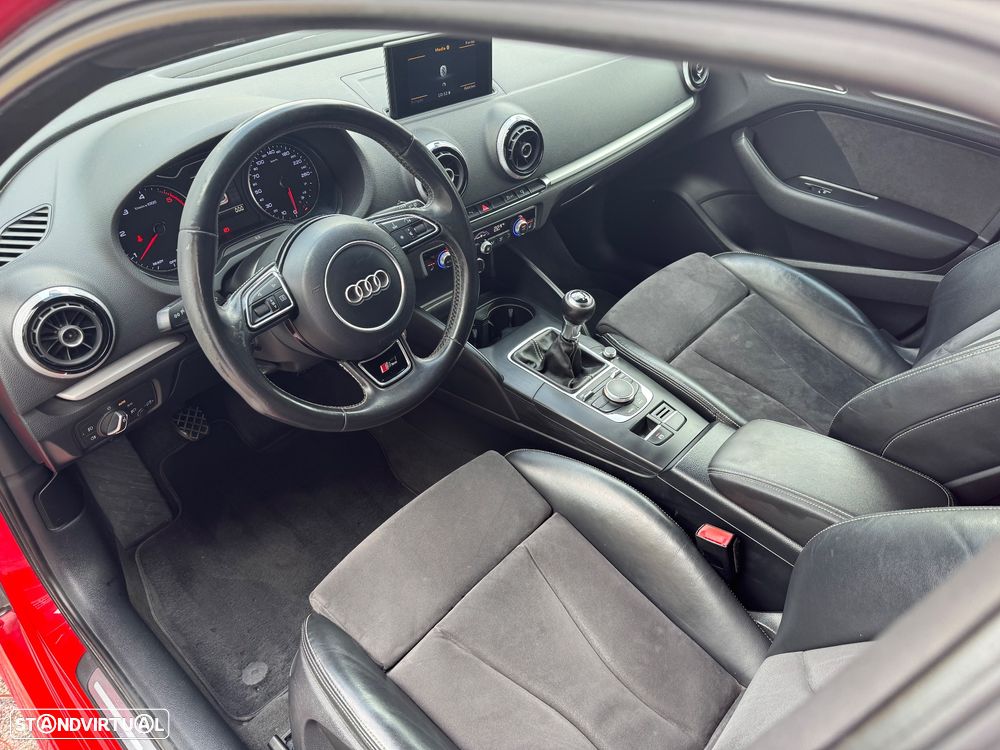 Audi A3 Sportback 1.6 TDI (clean diesel) S line Sport Pack - 17