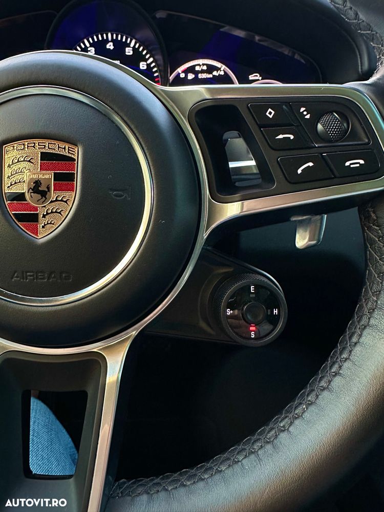 Porsche Cayenne E-Hybrid Tiptronic S Platinum Edition - 25