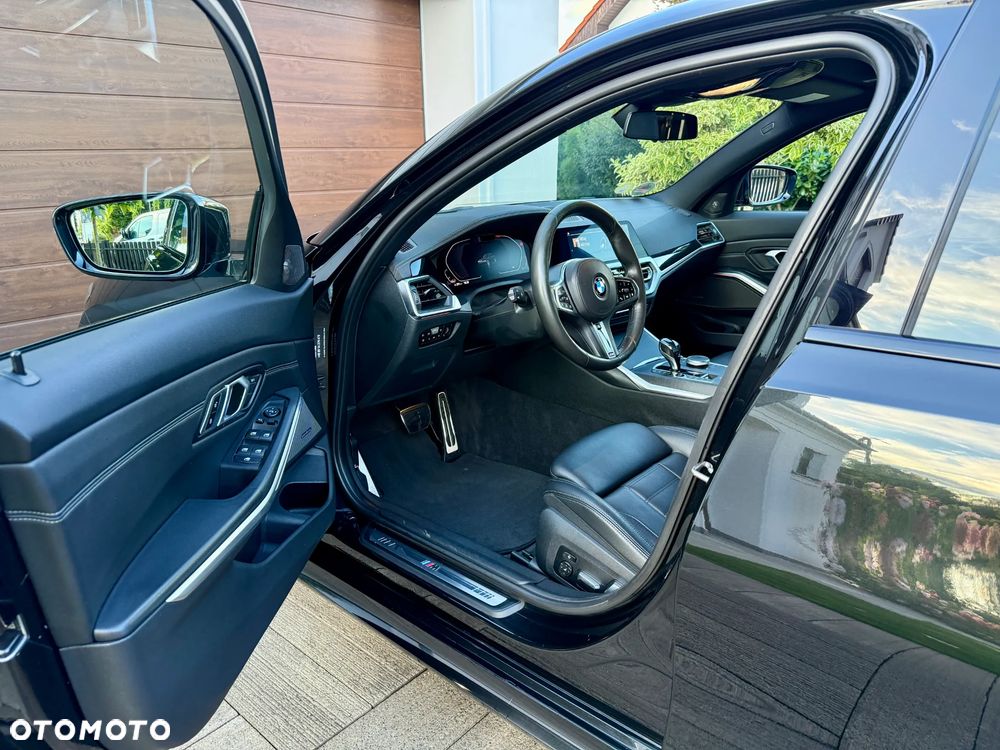 BMW Seria 3 330d M Sport sport - 20