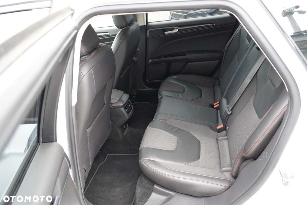 Ford Mondeo 2.0 TDCi STart-Stopp PowerShift-Aut ST-Line - 7