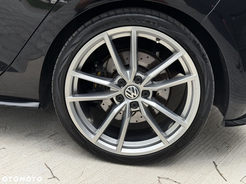 Volkswagen Golf R 4Motion (BlueMotion Technology) DSG - 8
