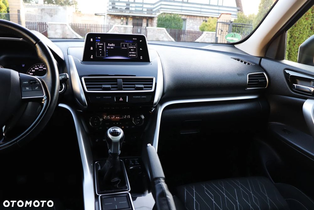 Mitsubishi Eclipse Cross 1.5 T Intense - 27