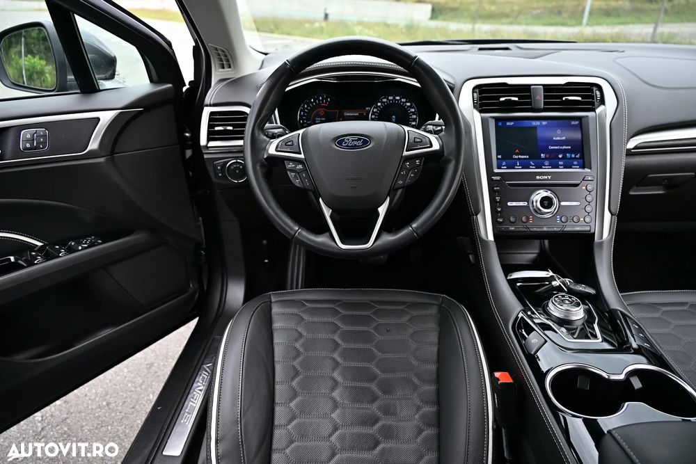 Ford Mondeo 2.0 EcoBlue Aut. VIGNALE - 11