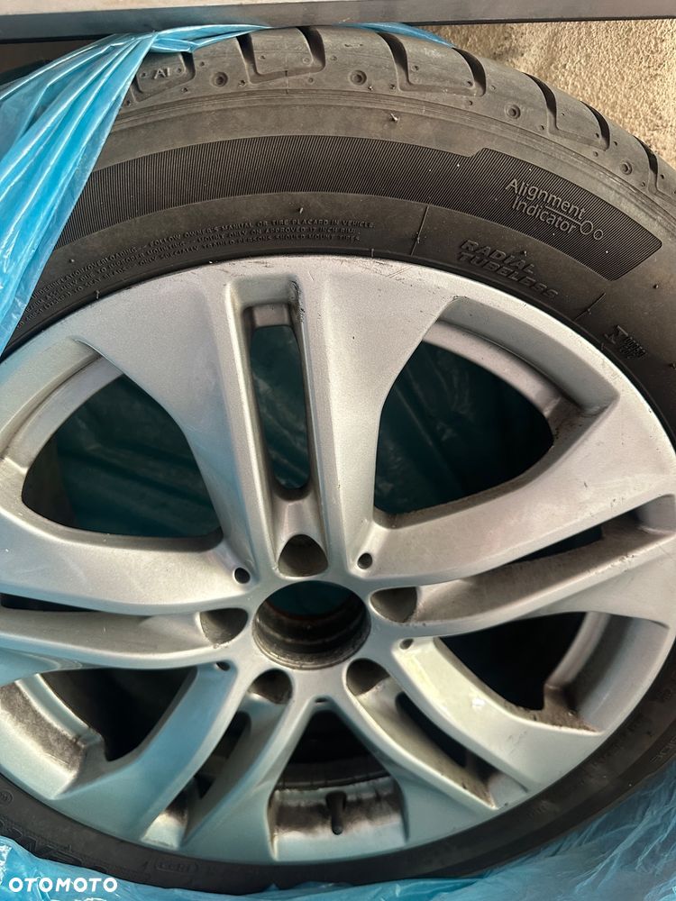 Mercedes-Benz Klasa E 220 CDI BlueEff Avantgarde - 17