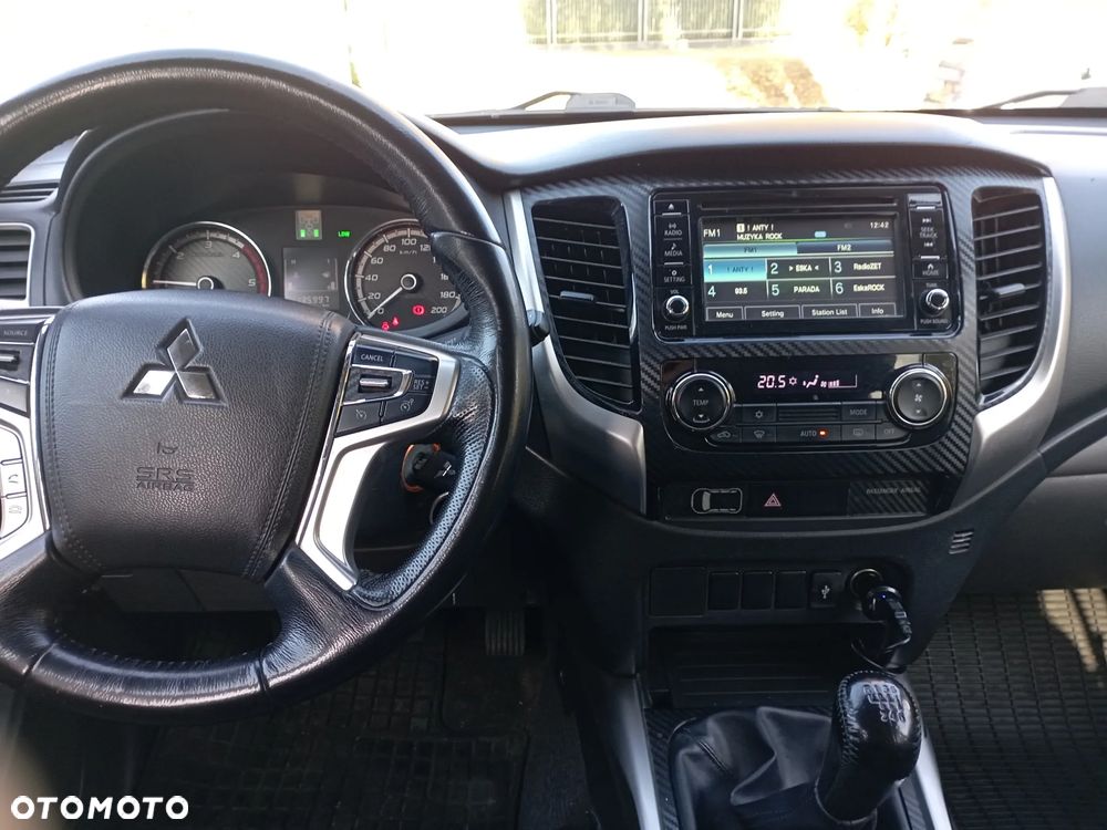 Mitsubishi L200 - 7